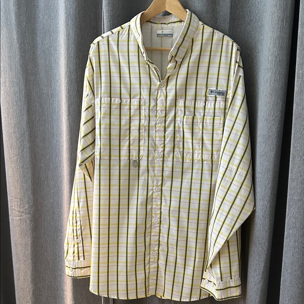 Columbia Men's Yellow and White Checkered Shirt